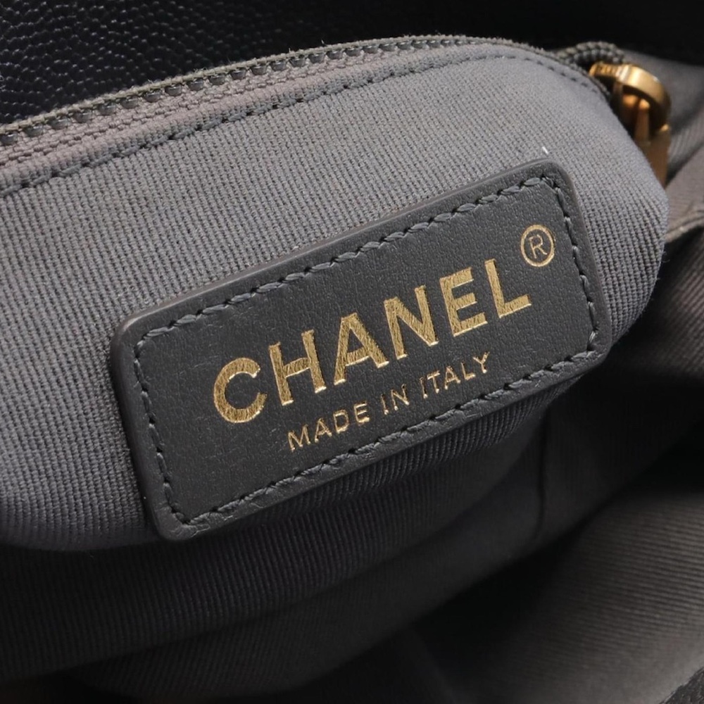 CHANEL Shoulder Bag leather Grained calfskin Gray - Picture 6 of 16